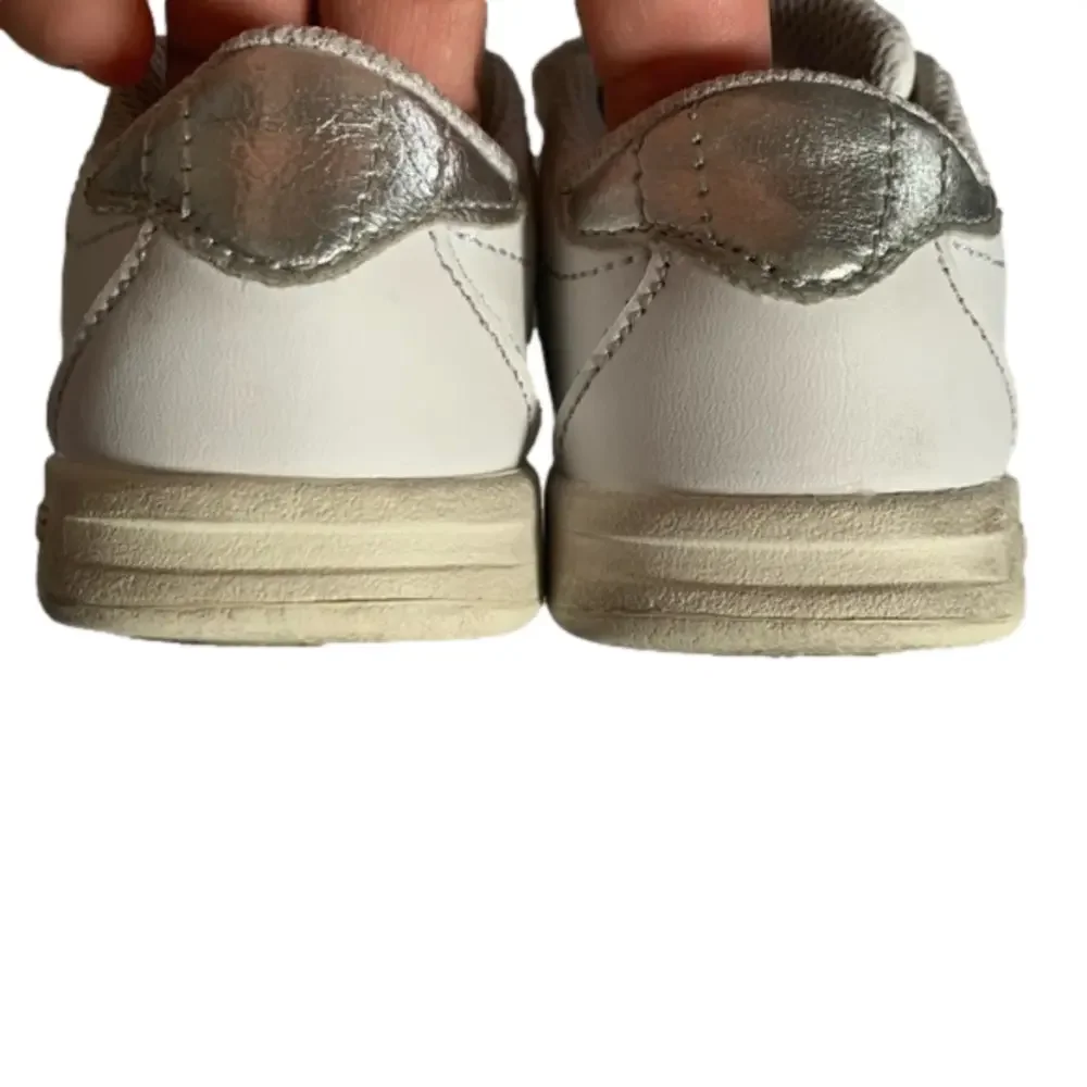 K-Swiss White Shoes Silver Accents Size 6.5